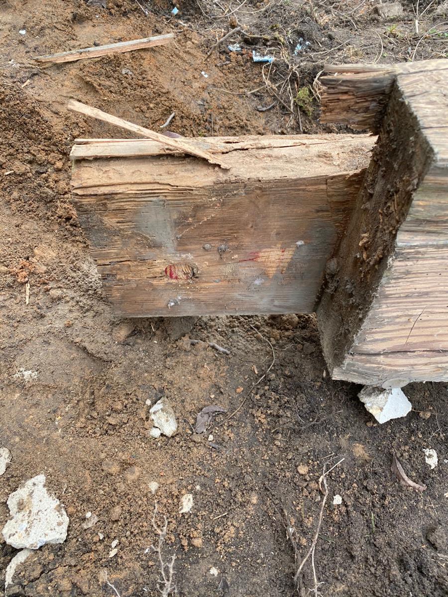 Gotta love the way they did joints with mortise and tenon and wood dowels